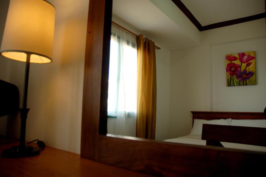Isabelle Royale Paranaque Paranaque City Εξωτερικό φωτογραφία