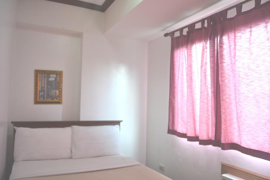 Isabelle Royale Paranaque Paranaque City Εξωτερικό φωτογραφία