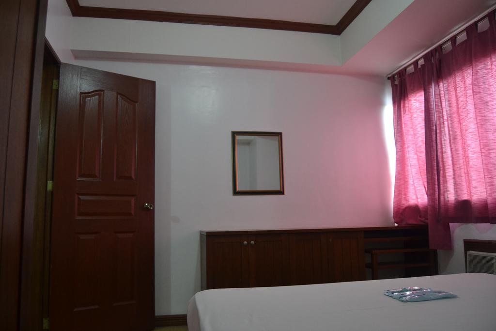 Isabelle Royale Paranaque Paranaque City Εξωτερικό φωτογραφία