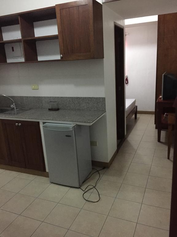 Isabelle Royale Paranaque Paranaque City Εξωτερικό φωτογραφία