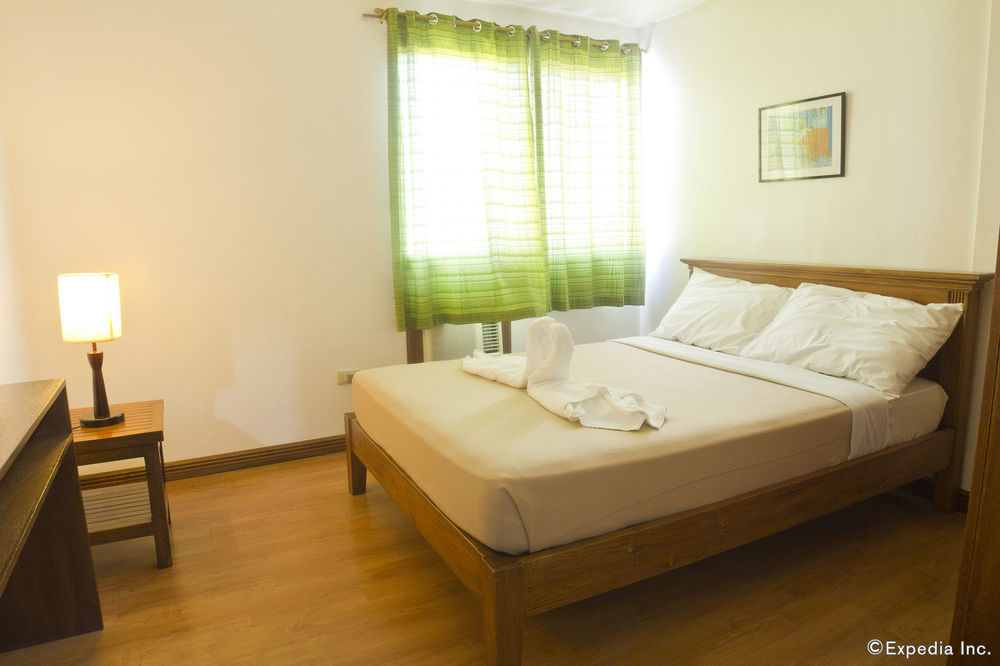 Isabelle Royale Paranaque Paranaque City Εξωτερικό φωτογραφία