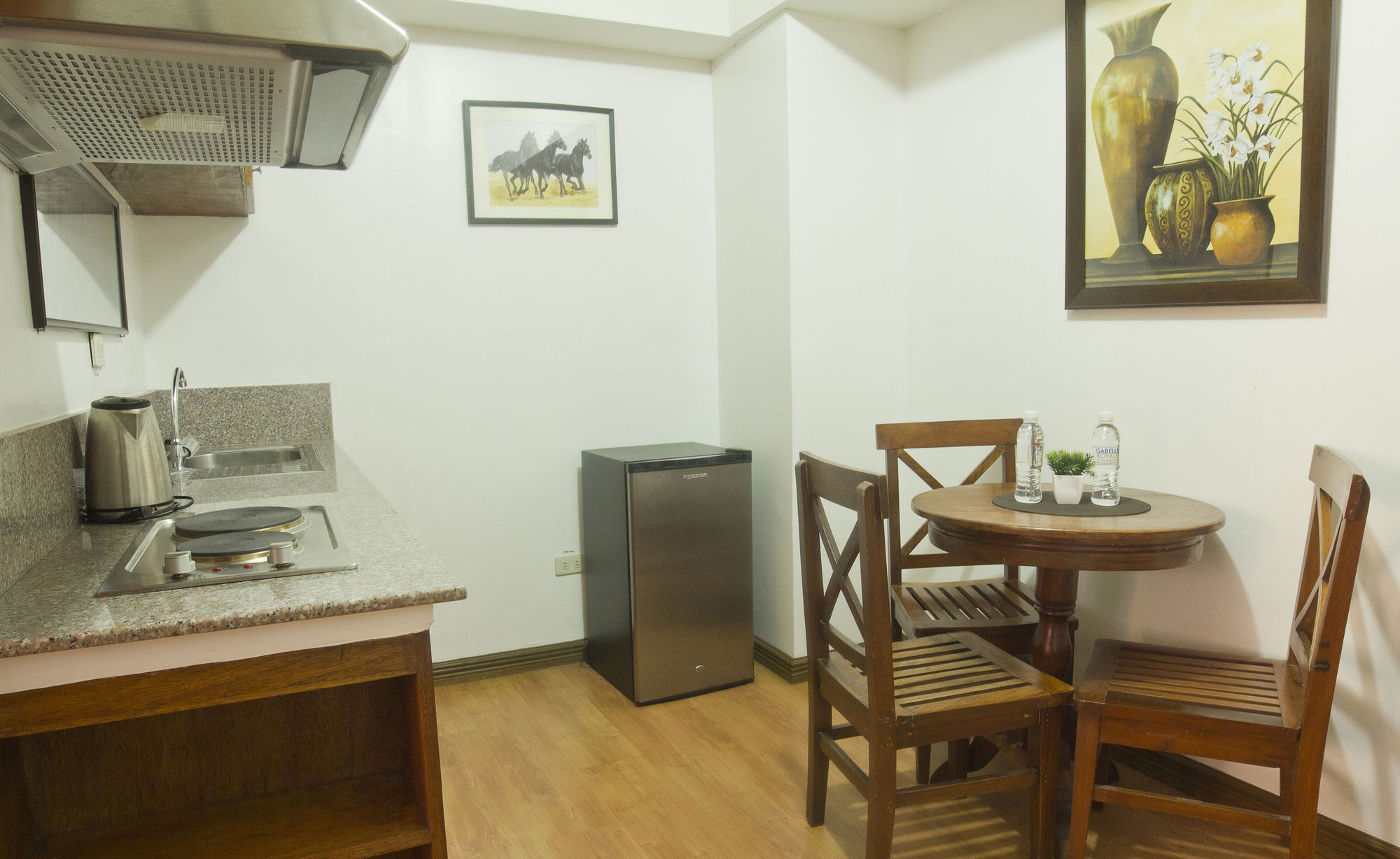 Isabelle Royale Paranaque Paranaque City Εξωτερικό φωτογραφία